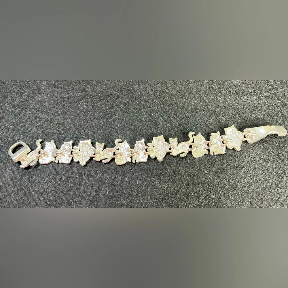 Charming Cat Enamel bracelet - Black, White, Gold